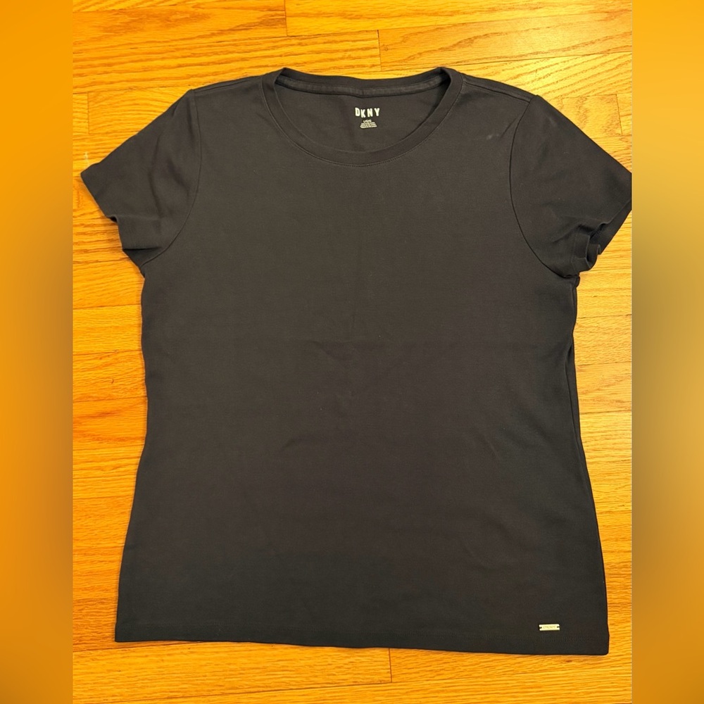 DKNY Women's Navy Blue Short Sleeve Tshirt Top